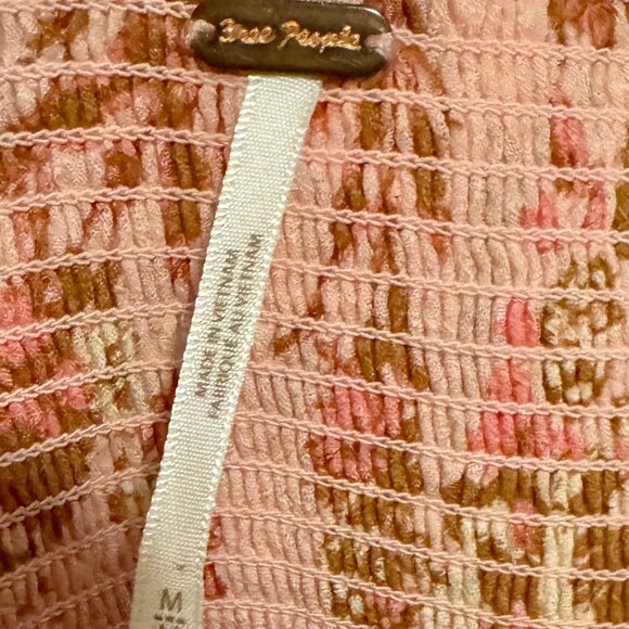 Free People // Hilary Printed Top // (M - Pink Combo) *NWTs* - Picture 13 of 13